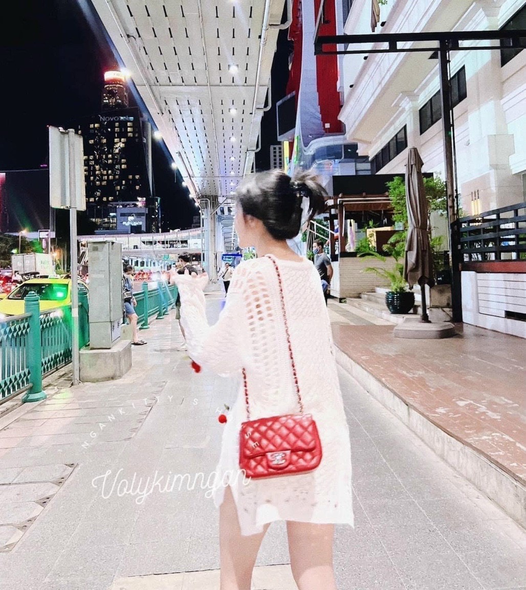 Áo len lưới cherry oversize form rộng siêu hot