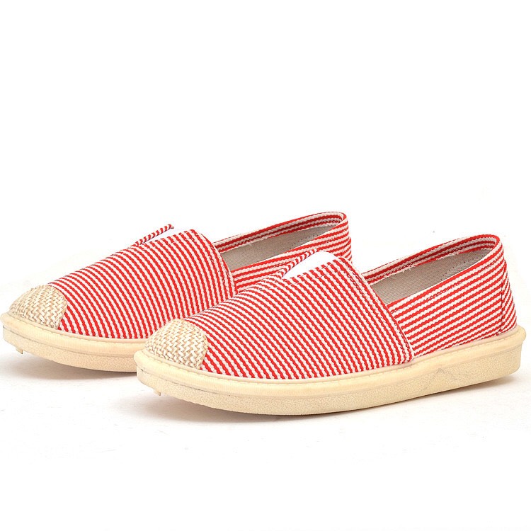 [Hoàn tiền 15%]Giày lười slip on nữ kẻ ngang cá tính
