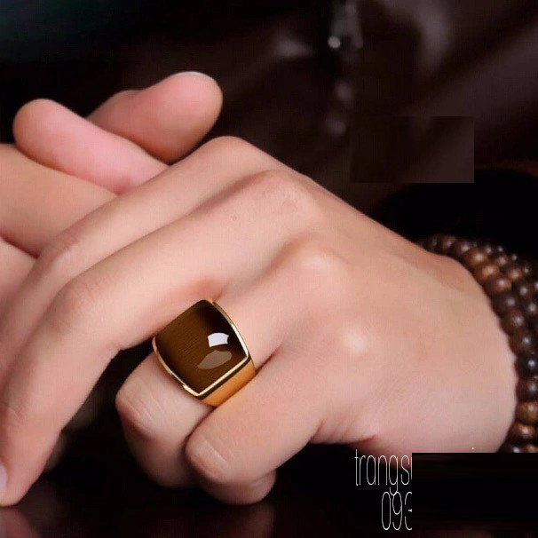 Nhẫn đá mắt hổ titan mạ vàng 24k