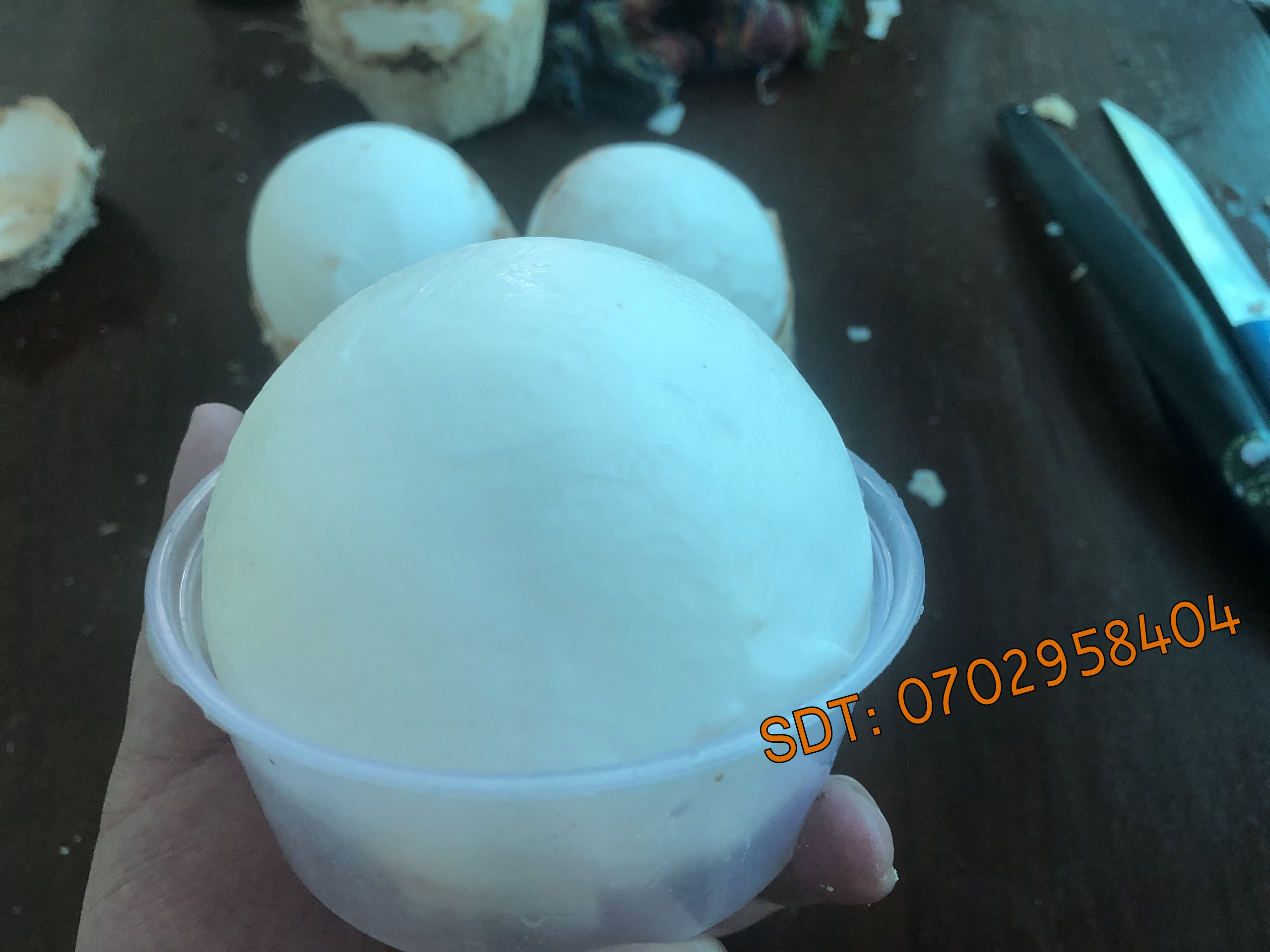 Gọt dừa lấy nguyên cơm - cái dừa bằng dao dẻo