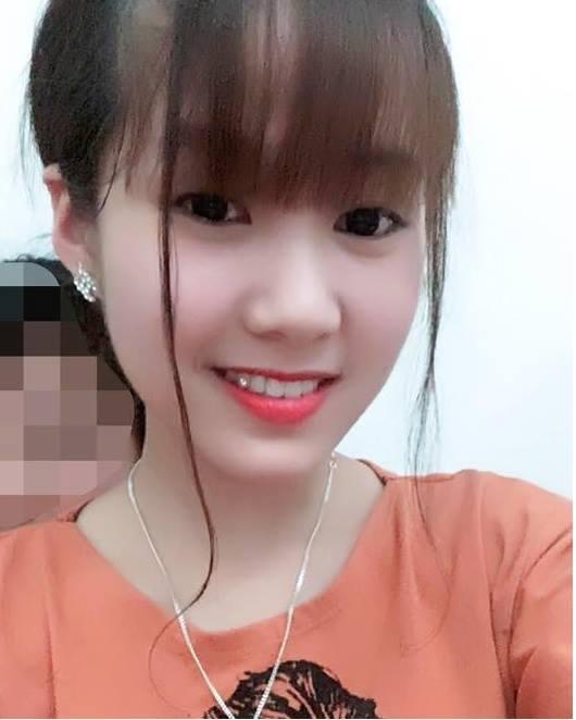 [HCM]hạt đính đá trên răng bộ 5 hạt + keo