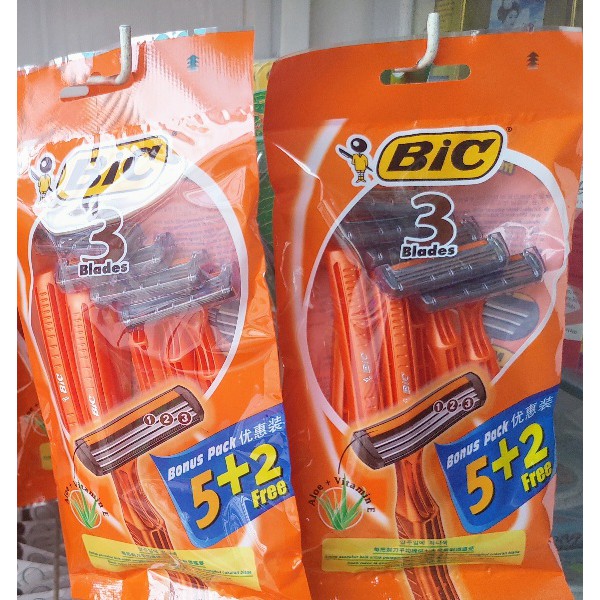 Dao cạo râu BiC 3 lưỡi x 4 cái tặng 2