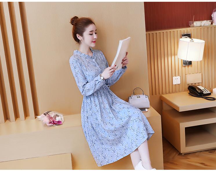 Đầm bầu đẹp hoa nhí