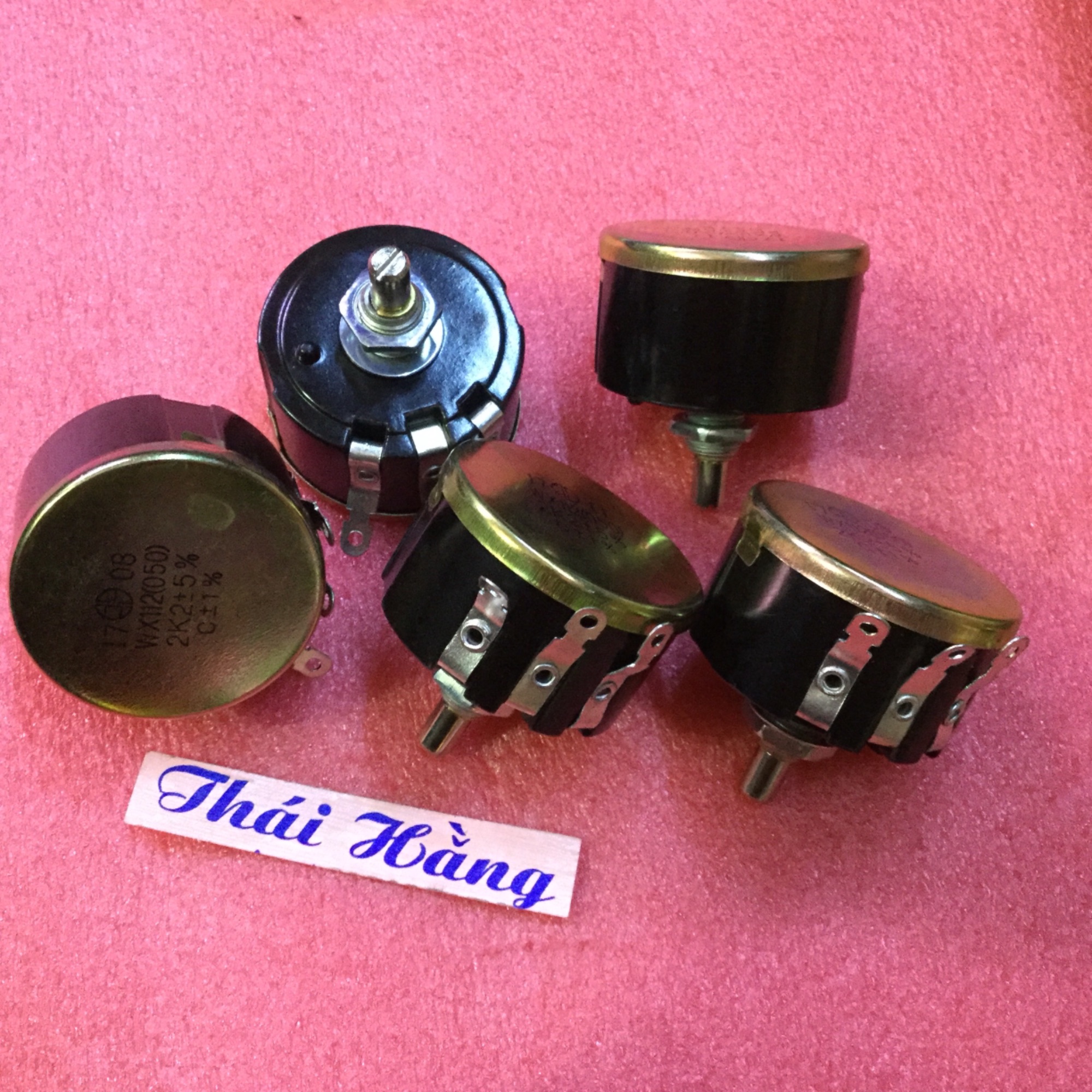 Volum chiết áp WX112(050) 2 k2 /5 W -6 mm(2 chiếc)