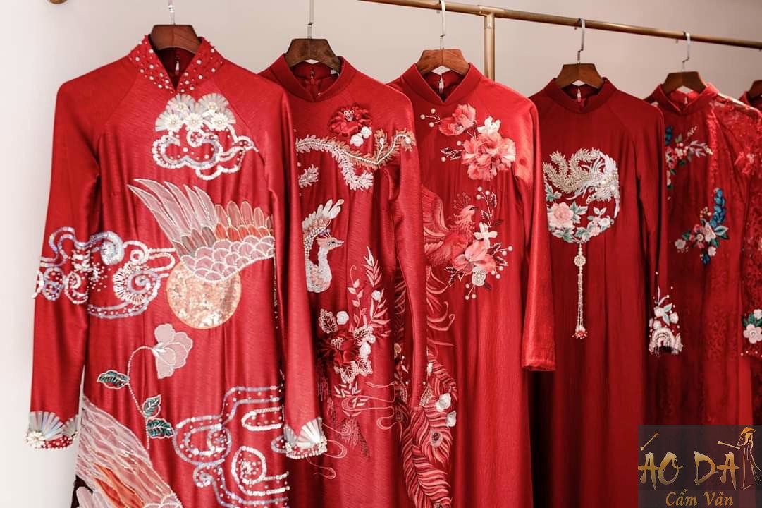 Áo dài chất vải lụa vân gỗ nhà may Cẩm Vân