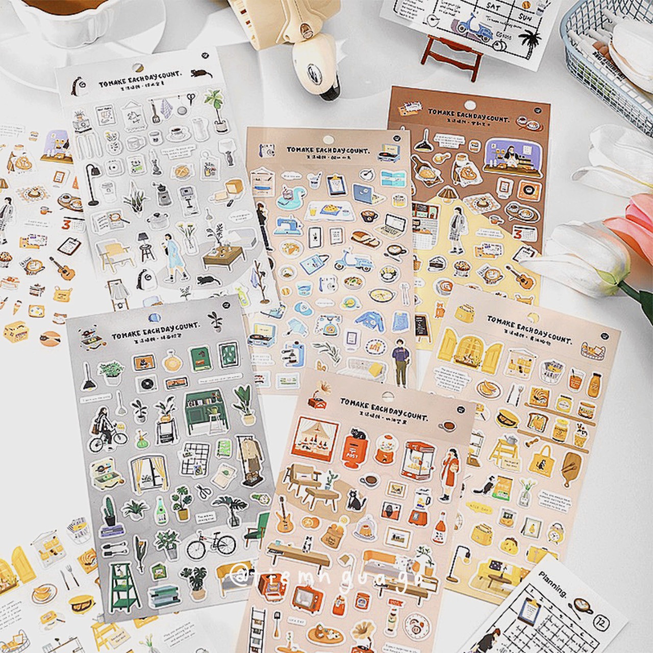 Tấm sticker Make each day count - Tiệm Ngựa Gỗ