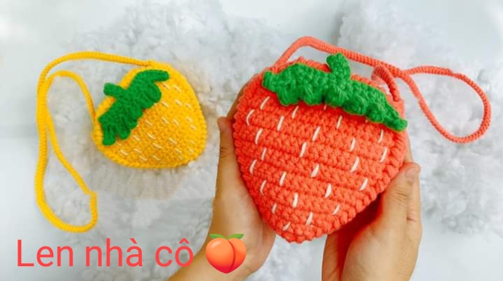 TÚI ĐEO CHÉO HÌNH QUẢ DÂU