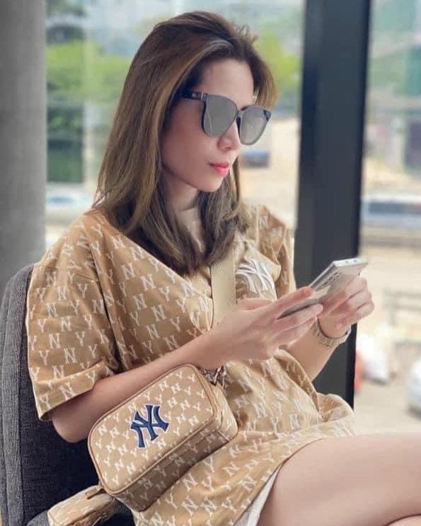 Túi đeo chéo nữ  dáng vuông các size