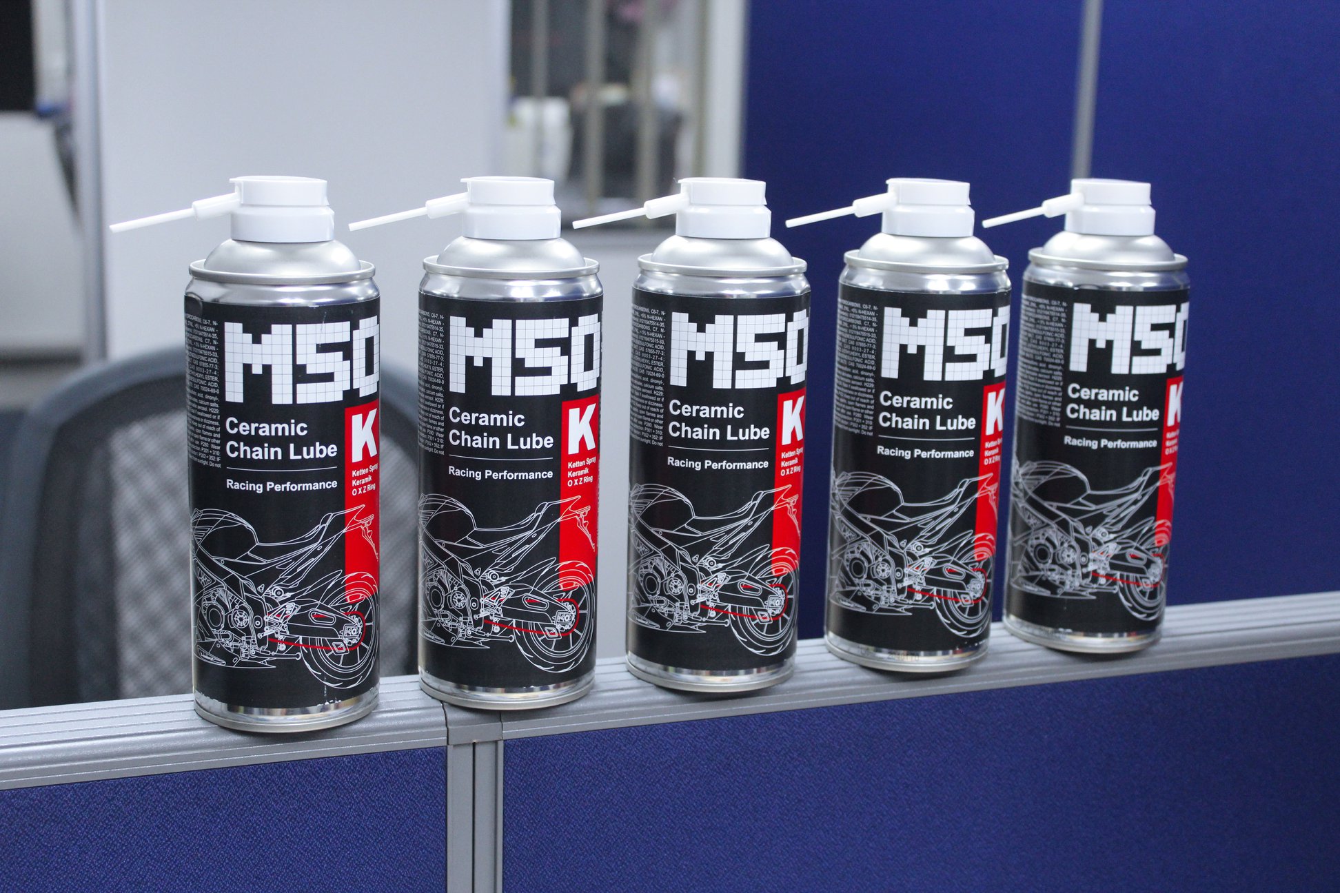 Xịt sên Voltronic M50- K Ceramic Chain Lube 400ml