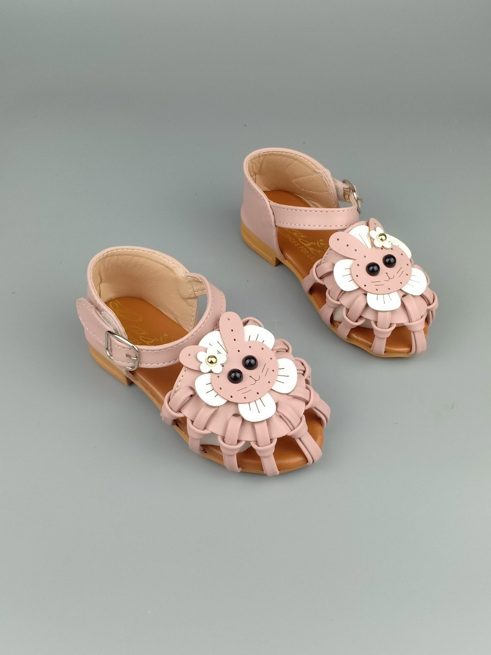 GIÀY SANDAL QUAI ĐAN RỌ HÌNH GẤU CHO BÉ