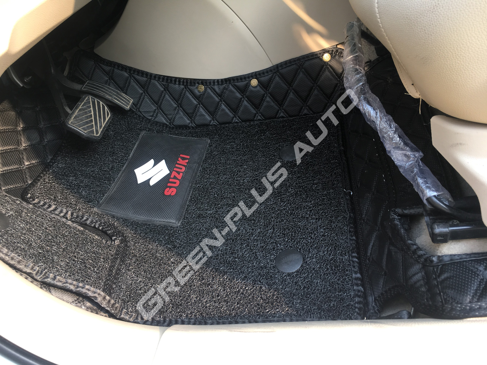 Thảm lót sàn ô tô 5D,6D Suzuki Ertiga