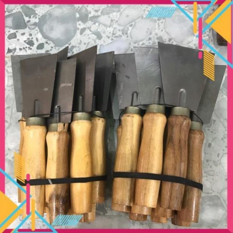 Sủi tường cán gỗ