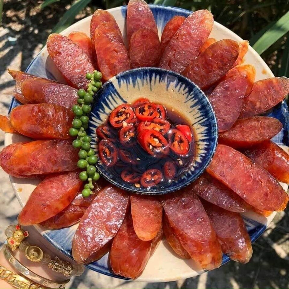 Lạp xưởng tôm