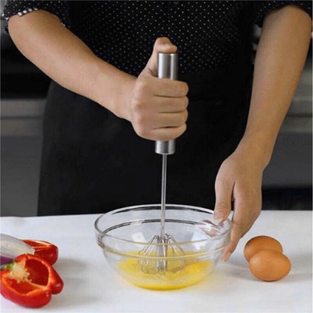 Cây đánh trứng inox có trục tự xoay giá rẻ