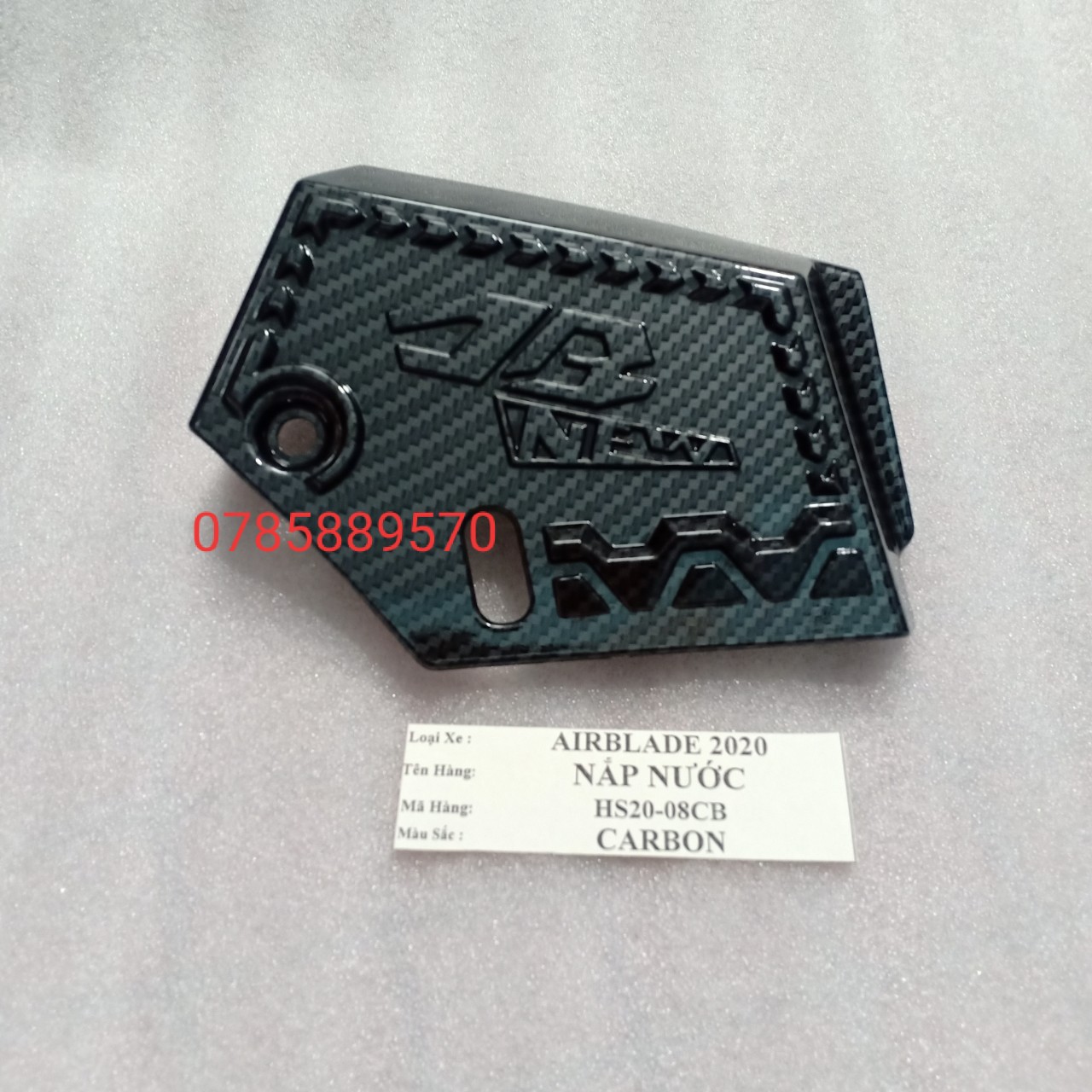 ỐP NẮP NƯỚC AIR BLADE 2020 CARBON