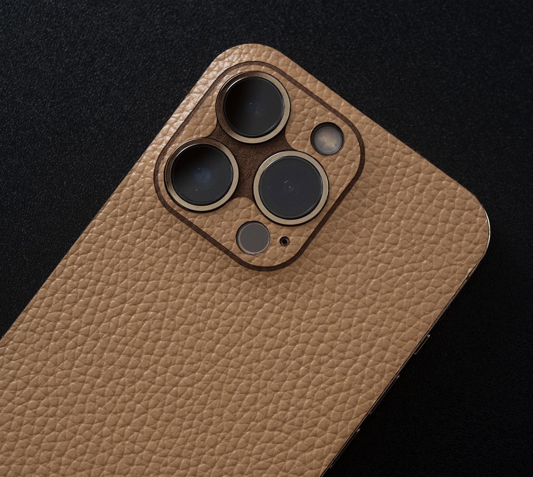 DÁN DA CHO IPHONE 13 PRO MAX - CHÍNH HÃNG KHACTEN.COM