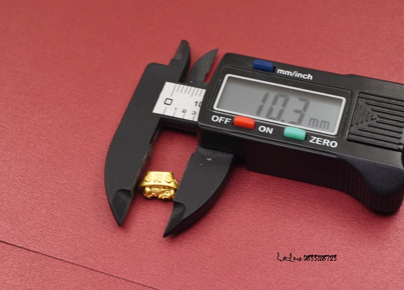 Charm Tỳ hưu ôm thỏi