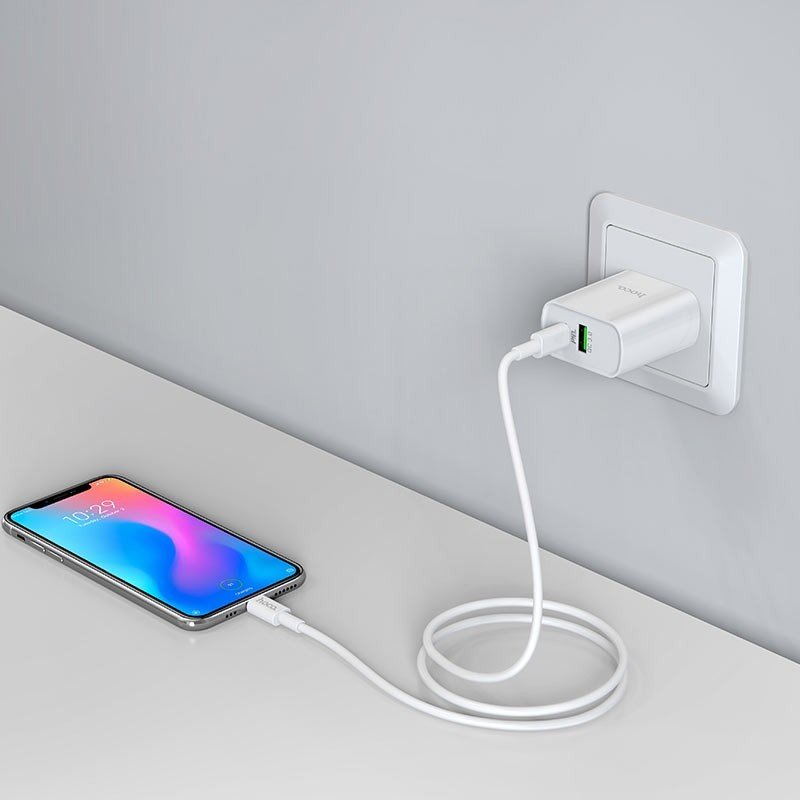 Bộ sạc nhanh 20W hoco C80 có 2 cổng ra 1 USB và 1 Type C