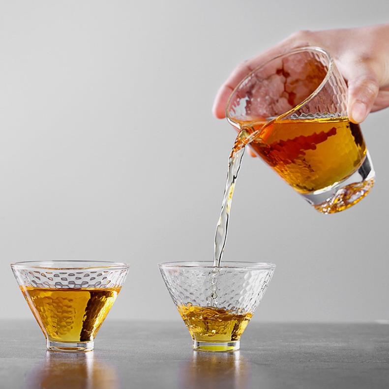 Tống trà thủy tinh 195ml ( mẫu tổ ong )