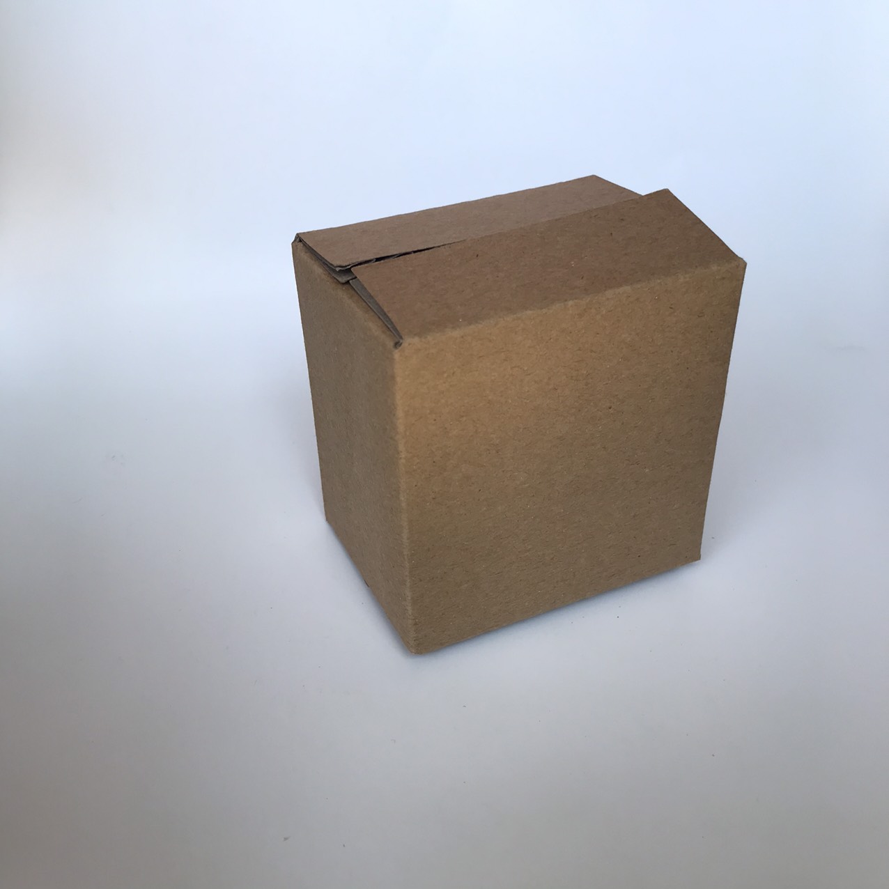 100 hộp shipcod mini 8 x 5.5 x 8 cm
