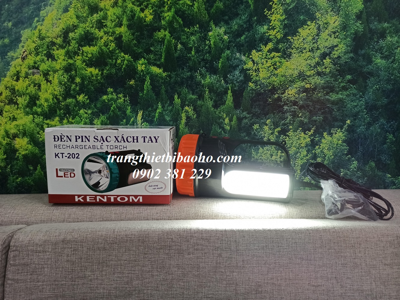 Đèn pin sạc xách tay Kentom KT 202
