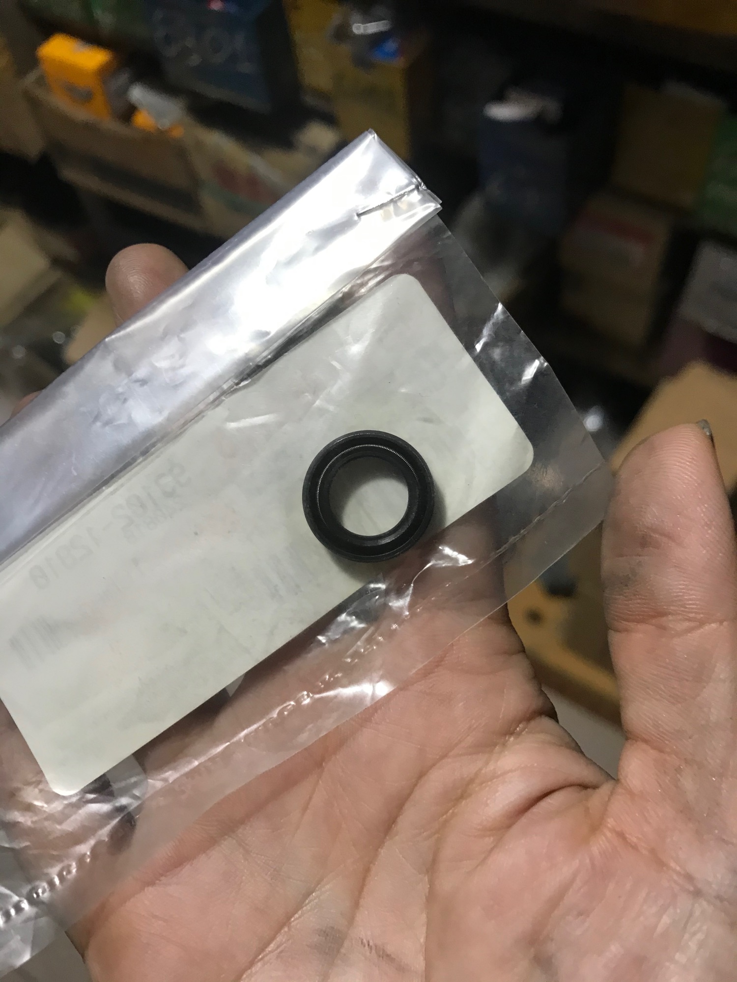 Phốt cần cắt côn xe Ex135/150 Zin