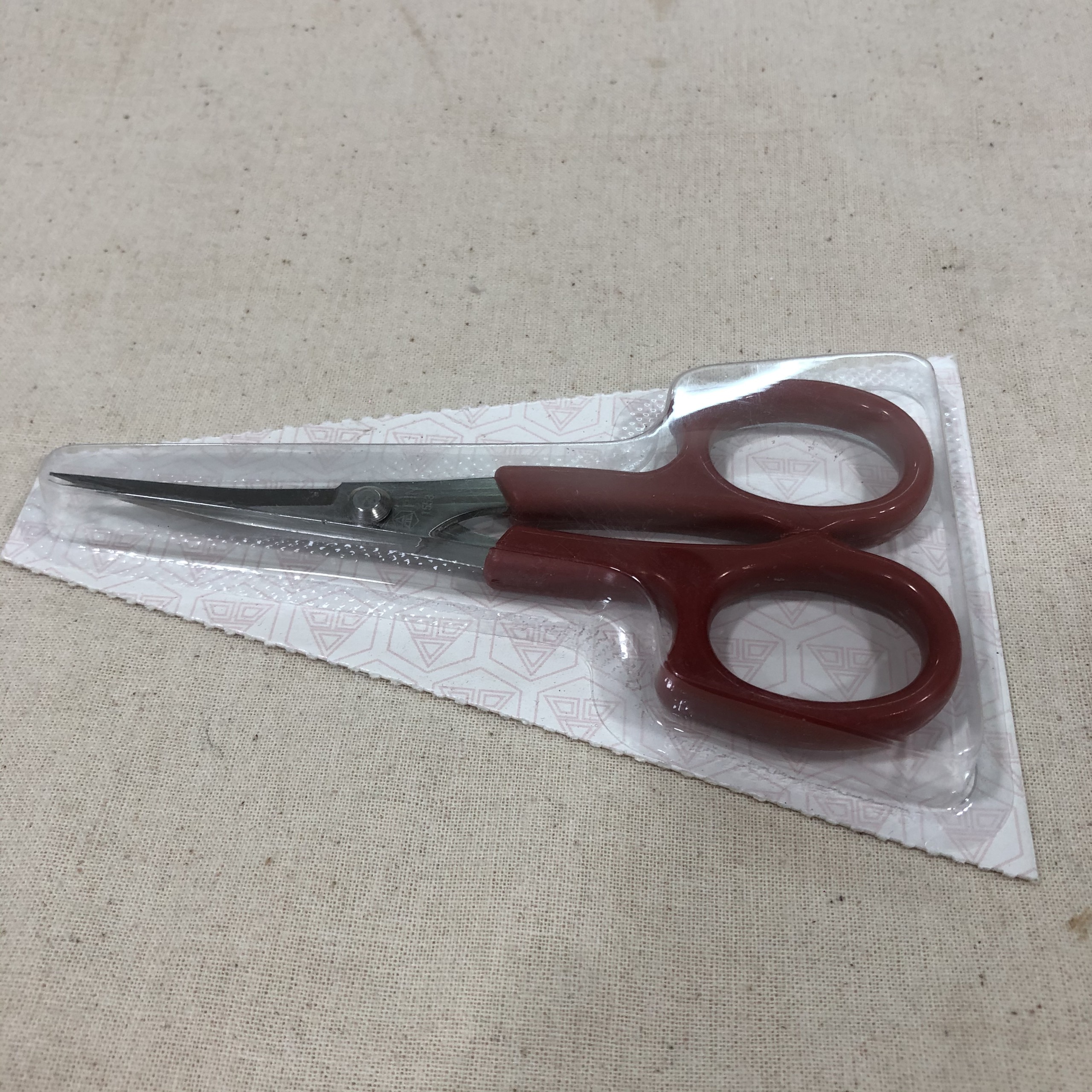 [HCM]Kéo mũi cong cắt chỉ thêu