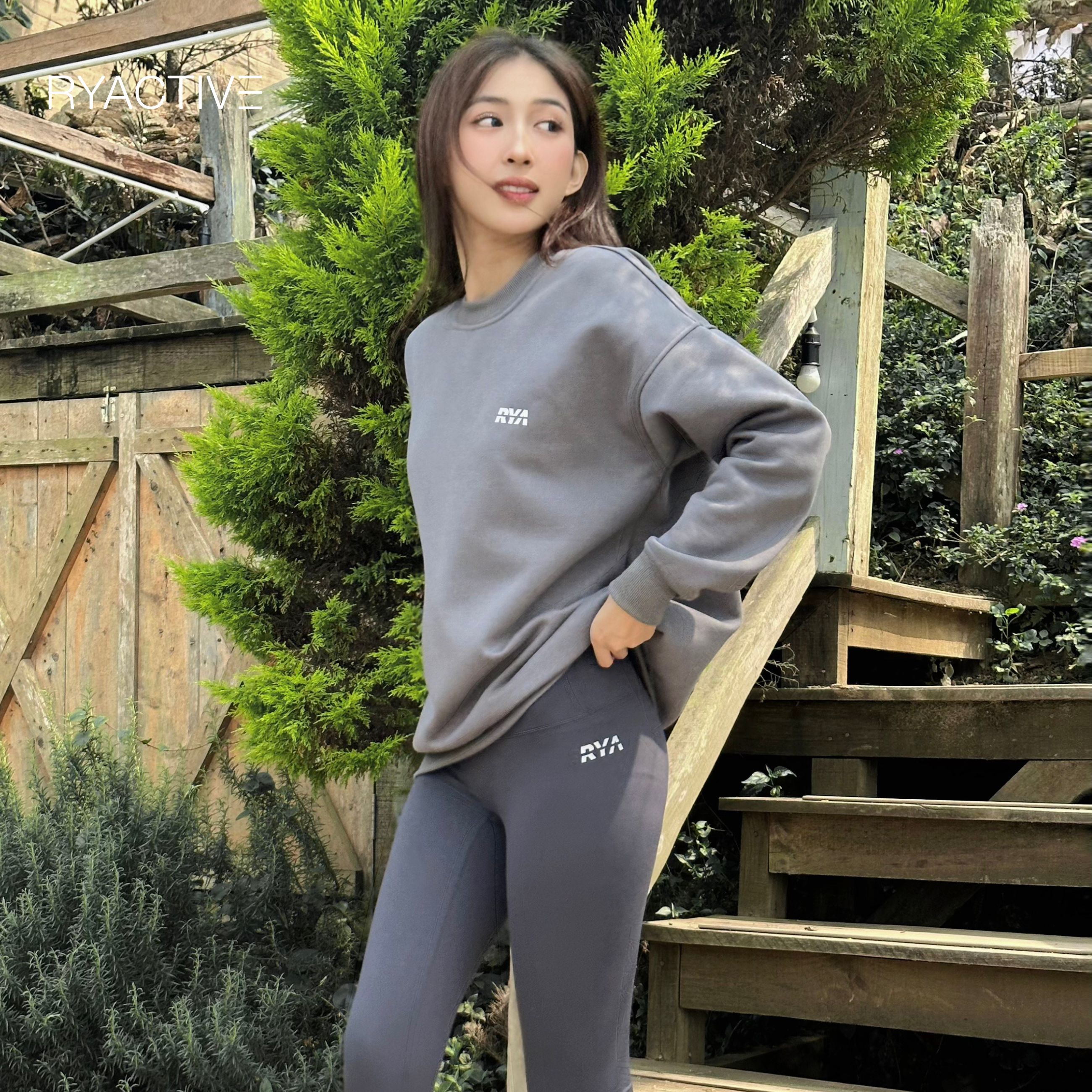 Áo sweater form rộng RYACTIVE - RYA SWEATER Grey