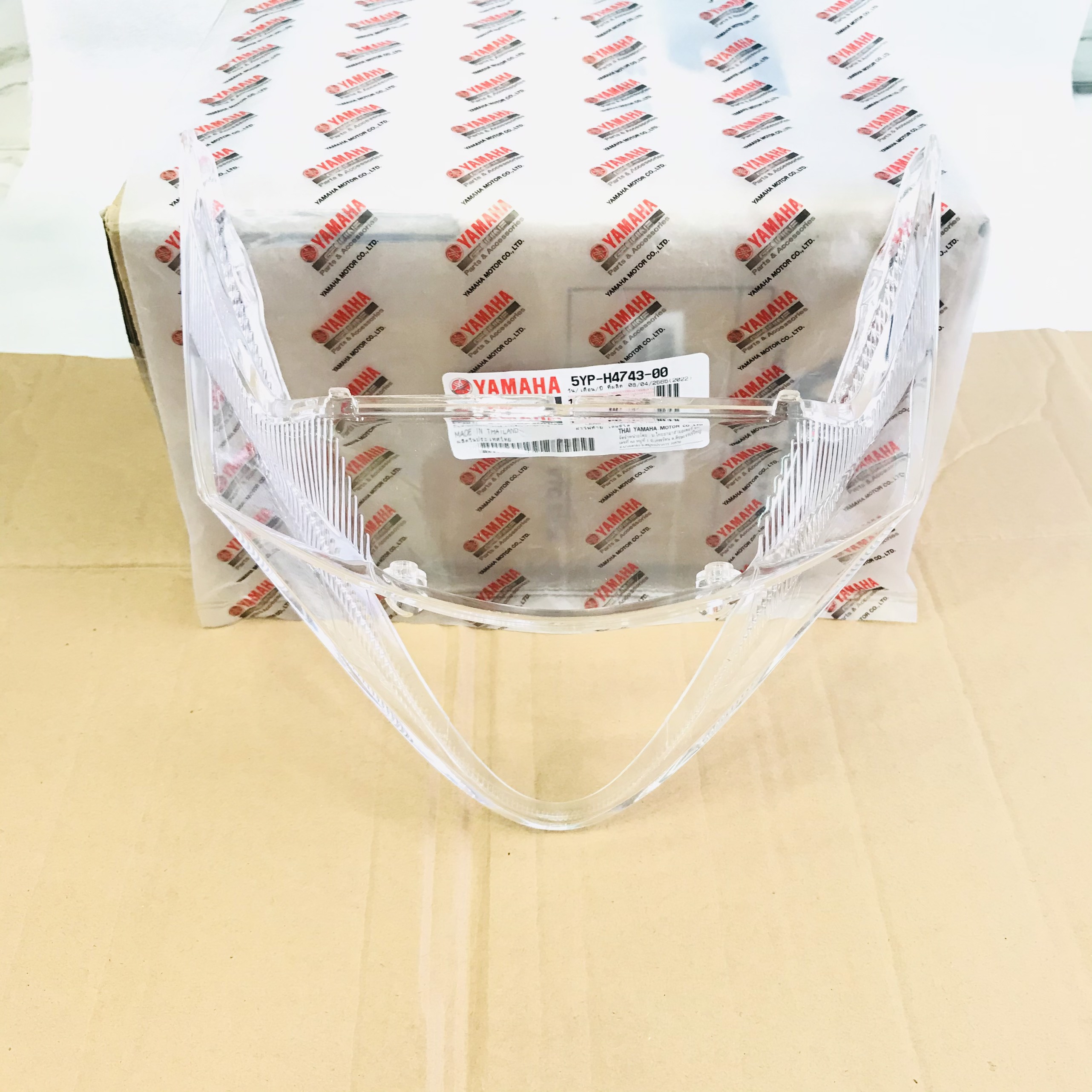 Mica - nắp chụp đèn hậu exciter 135 zin thái lan - 5yp-h4743-00