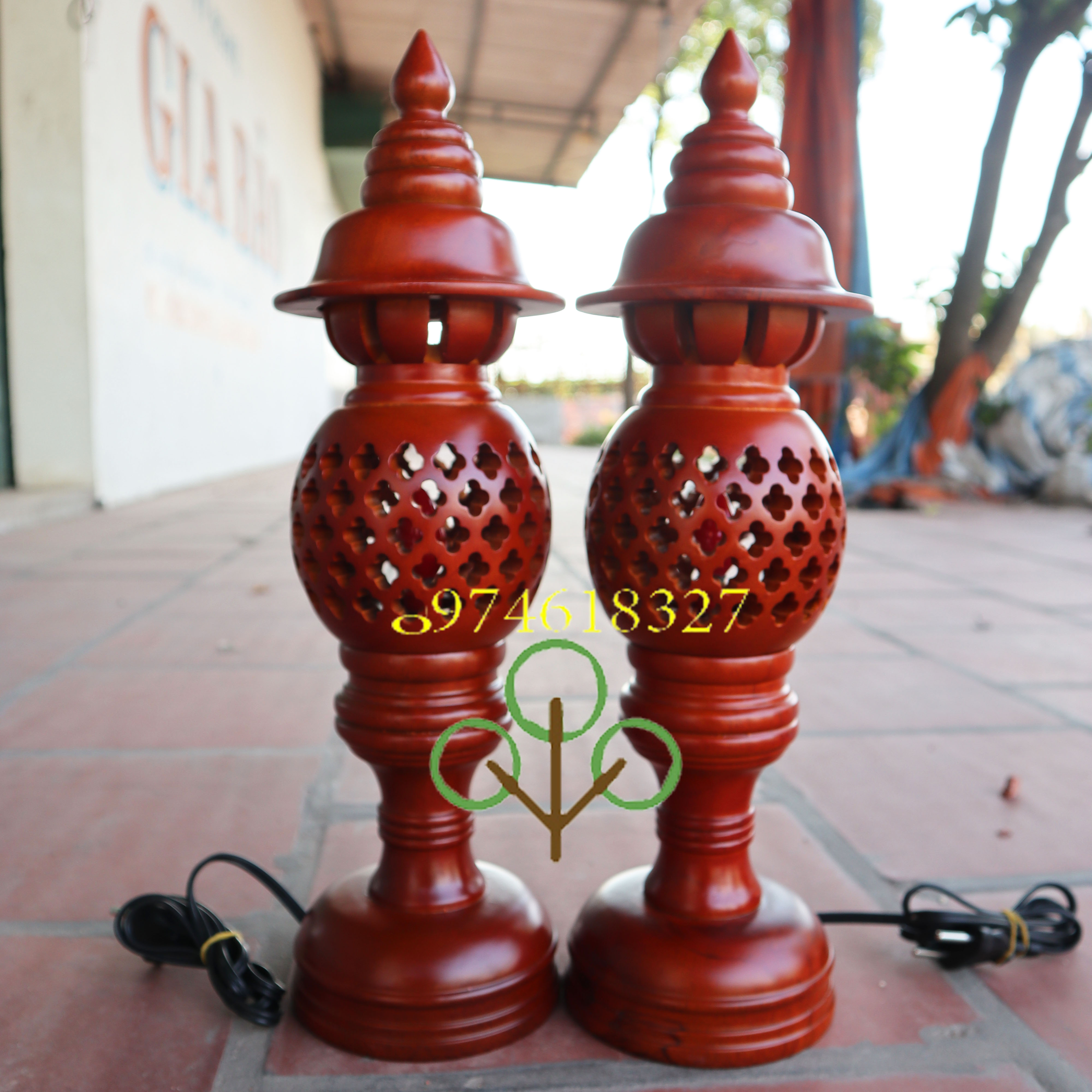 Đèn thờ gia tiên tổ ong trang trí ban thờ gỗ xà cừ 3 cỡ đèn