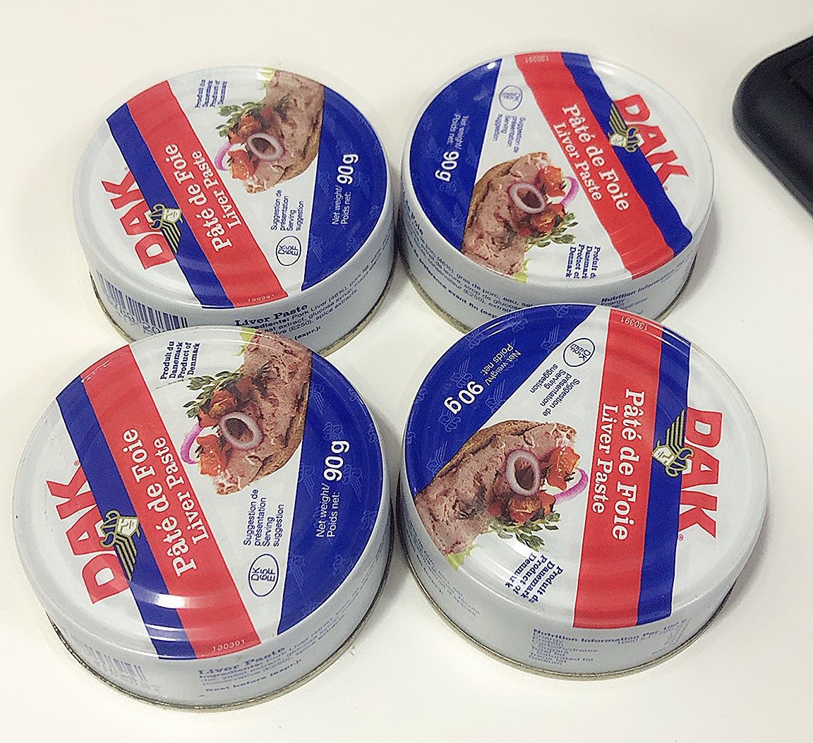 Pate gan heo hiệu Dak 90gr (sét viền ngoài) - Date 26/01/2026 (SL 1 lon)