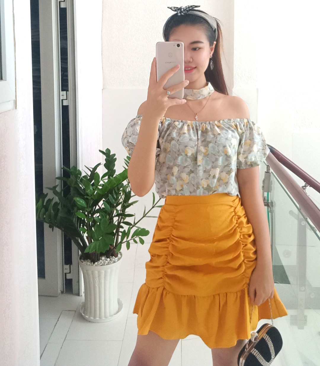 Set áo hoa trễ vai chân váy dúng đuôi cá