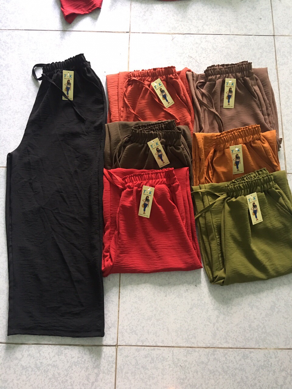 [HCM]Quần ống rộng vải đũi dài(size 40-65kg)