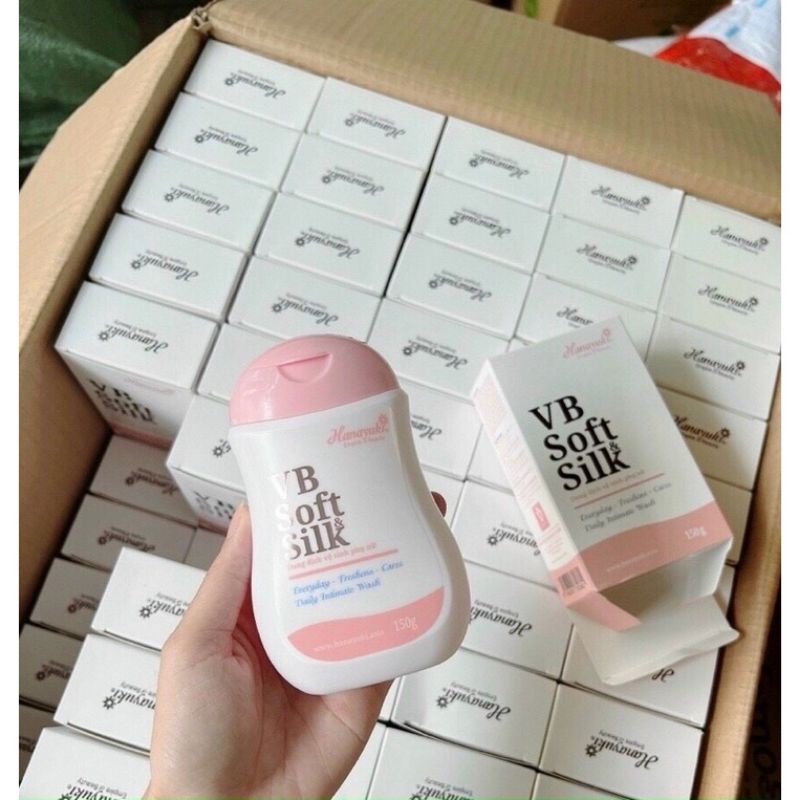 Dung Dịch Vệ Sinh Phụ Nữ HANAYUKI Hồng VB Soft & Silk 150g.