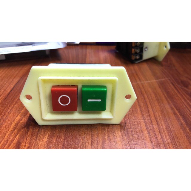 [VN] Công tắc tắt/bật 220V