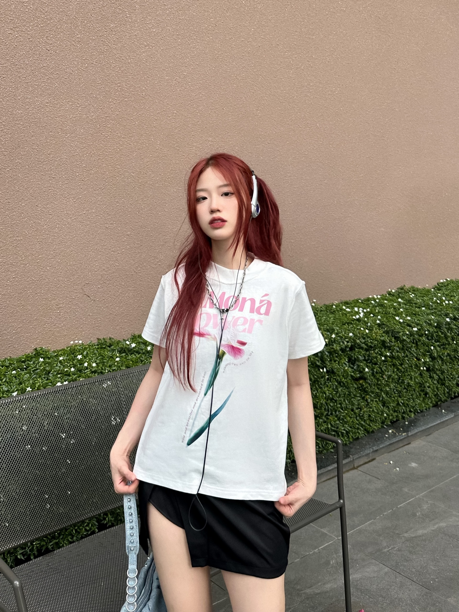 [VOUCHER 12%/149K] Áo thun baby tee in hoa MONÁ - FLEUR TRẮNG