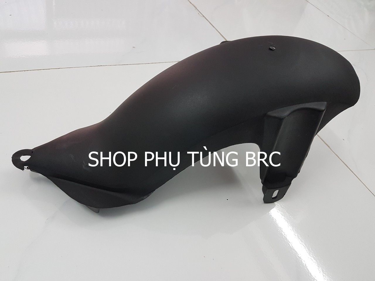 Chắn bùn xe NVX 2021 trở xuống ( Xe NVX 2022 trở lên không lắp được)