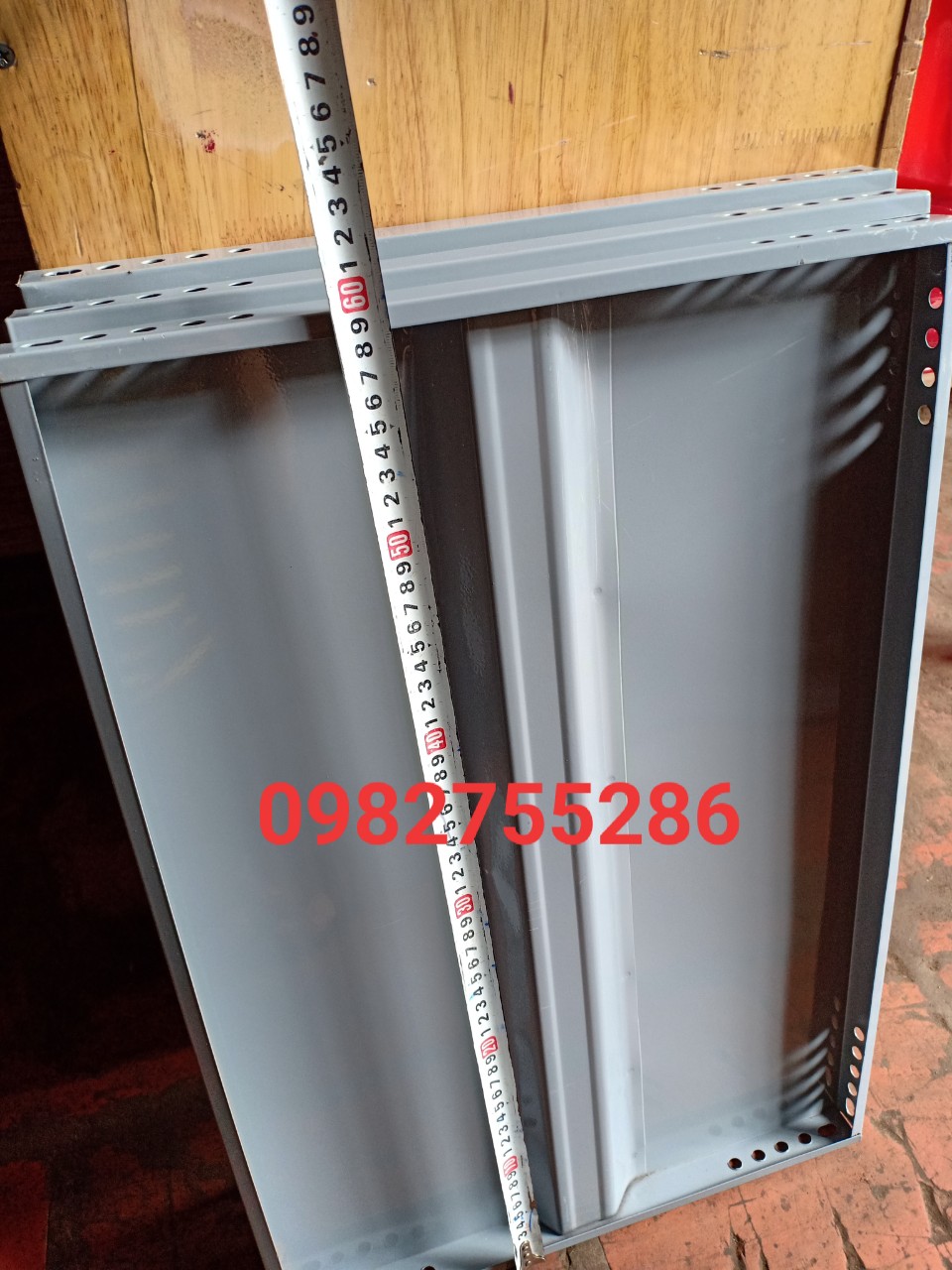 set 2 mâm (40*60) dùng cho kệ sắt v lỗ