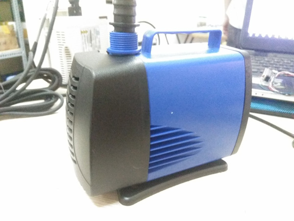 Bơm nước làm mát Spindle, Củ đục