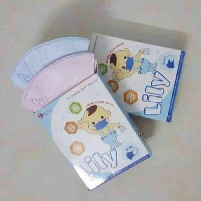 [QT] Khẩu trang Y Tế Lily cho bé 1 set 10 cái