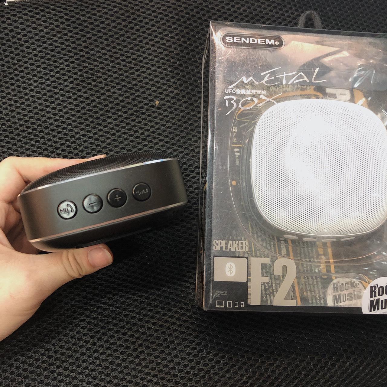 LOA BLUETOOTH SENDEM F2