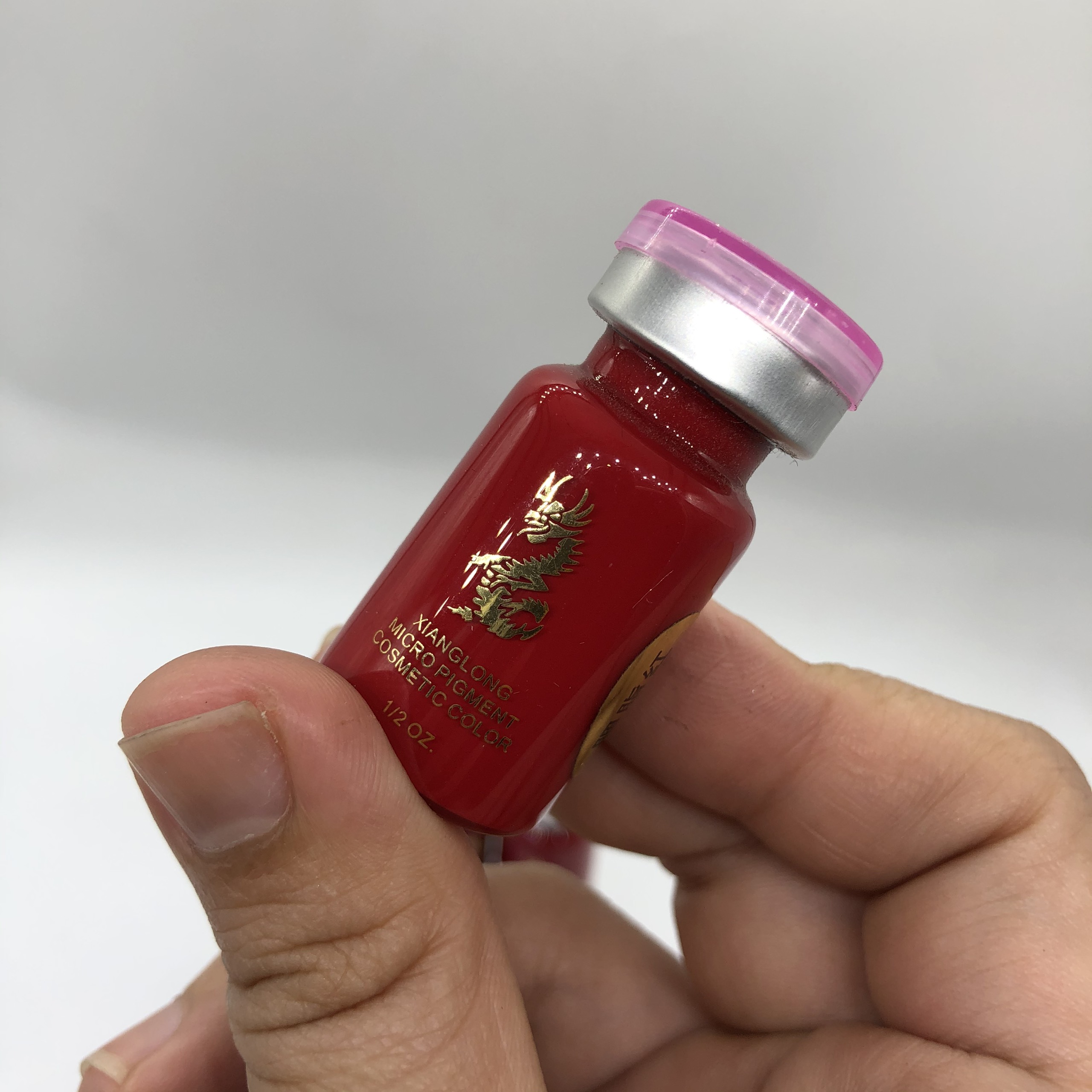 Mực phun xăm thẫm mỹ dragon