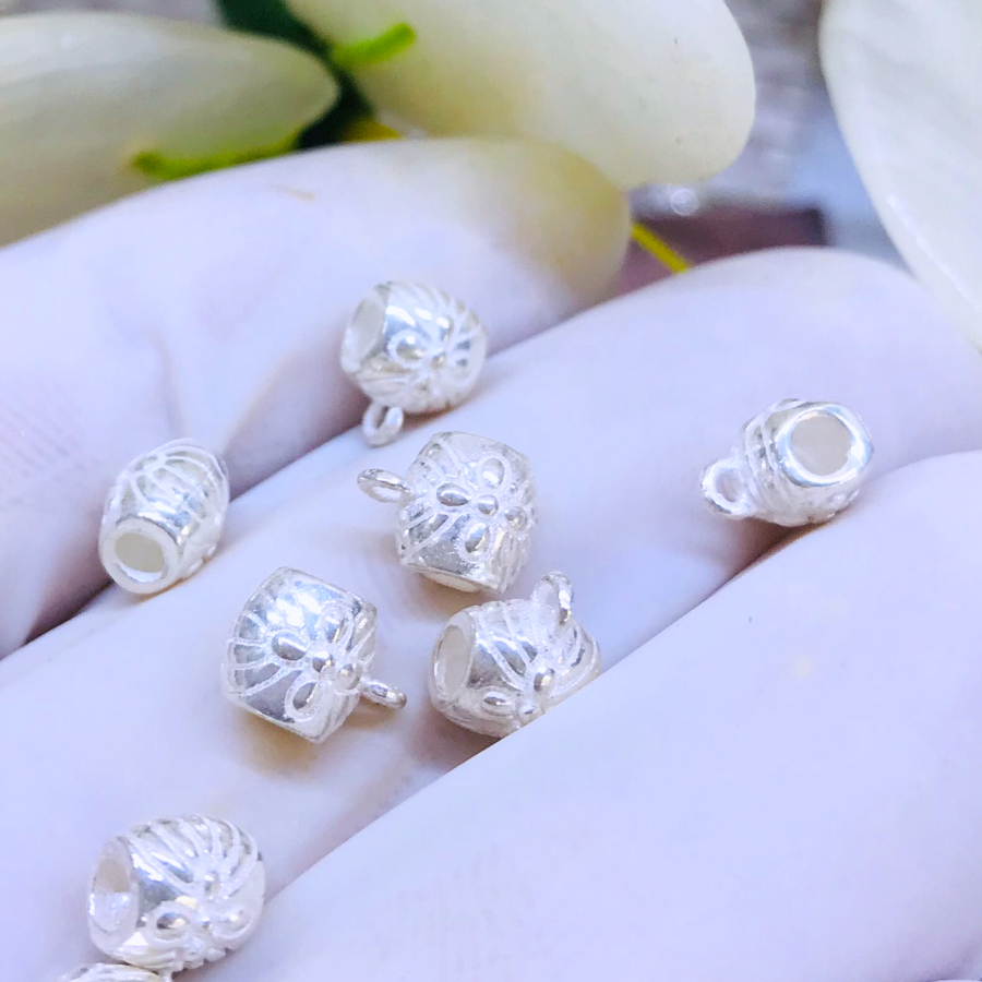 [Giá sỉ] Charm bạc trụ khuyên họa tiết