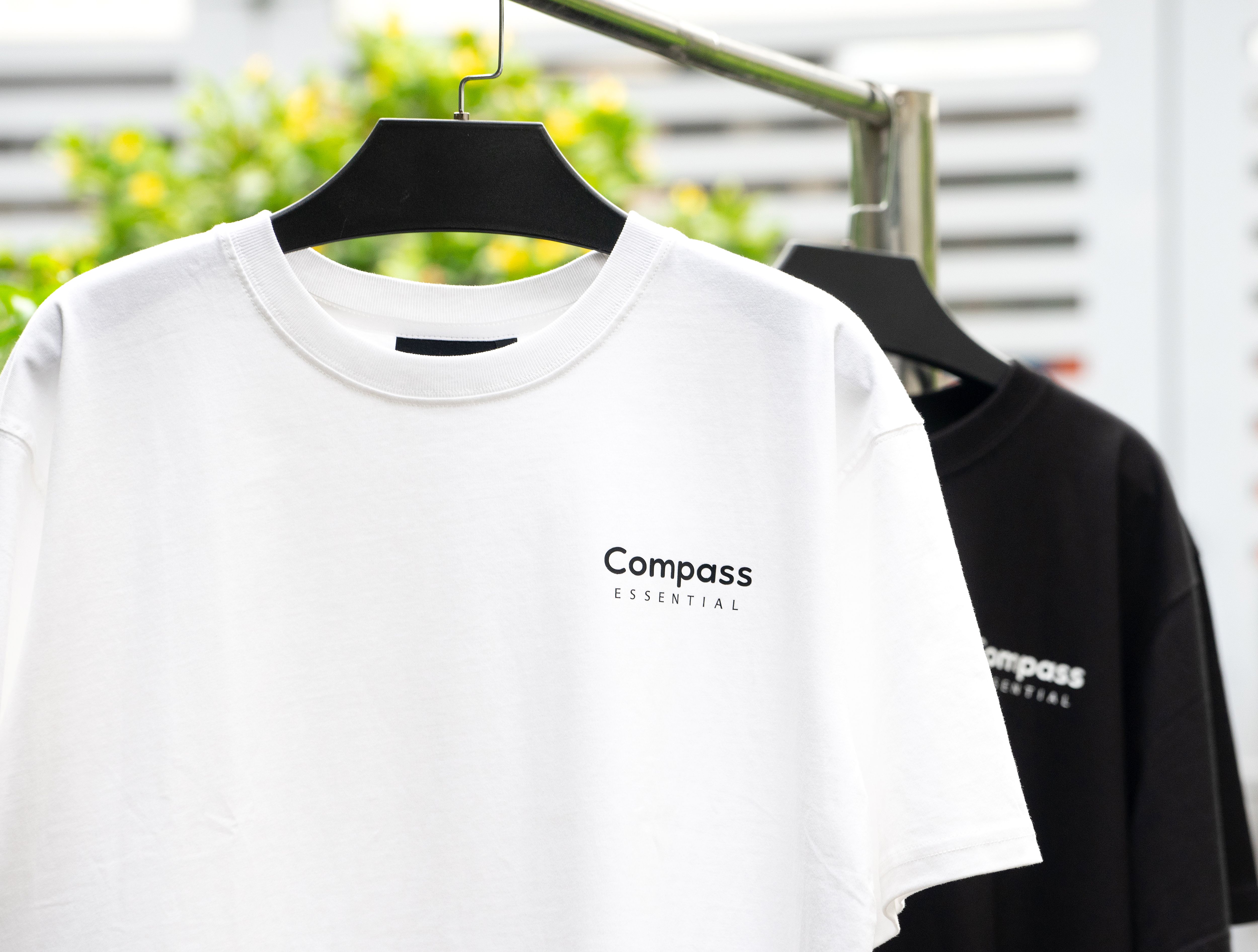 Áo thun Oversized Logo Basic Essential - Essential Basic Logo Tee