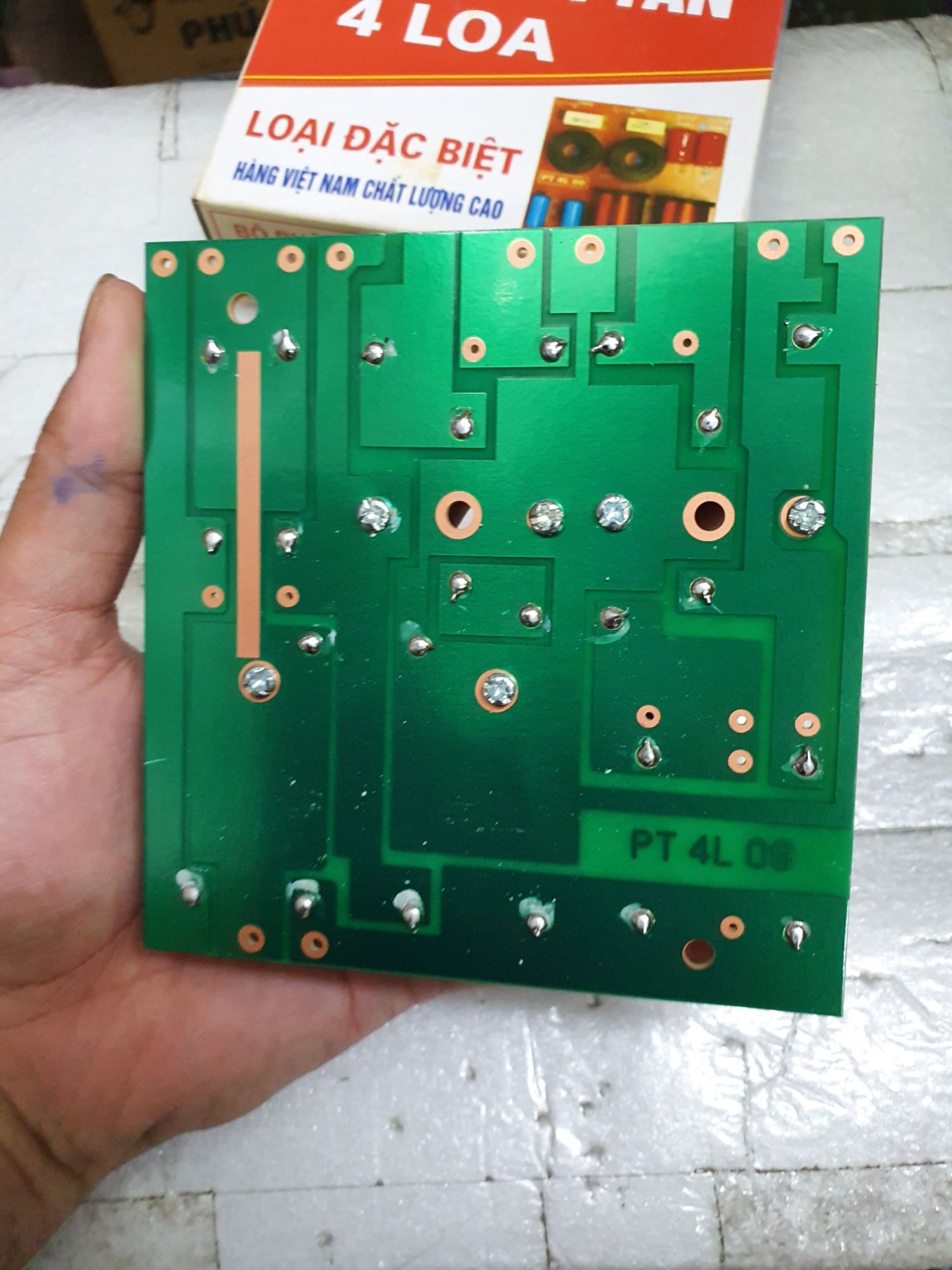 Mạch phân tần 4 loa đặc biệt giá 1 chiếc