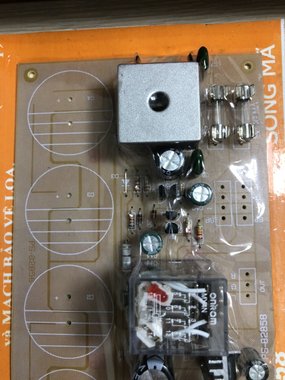 MẠCH NGUỒN AMPLY 4 TỤ VÀ BẢOVỆ LOA
