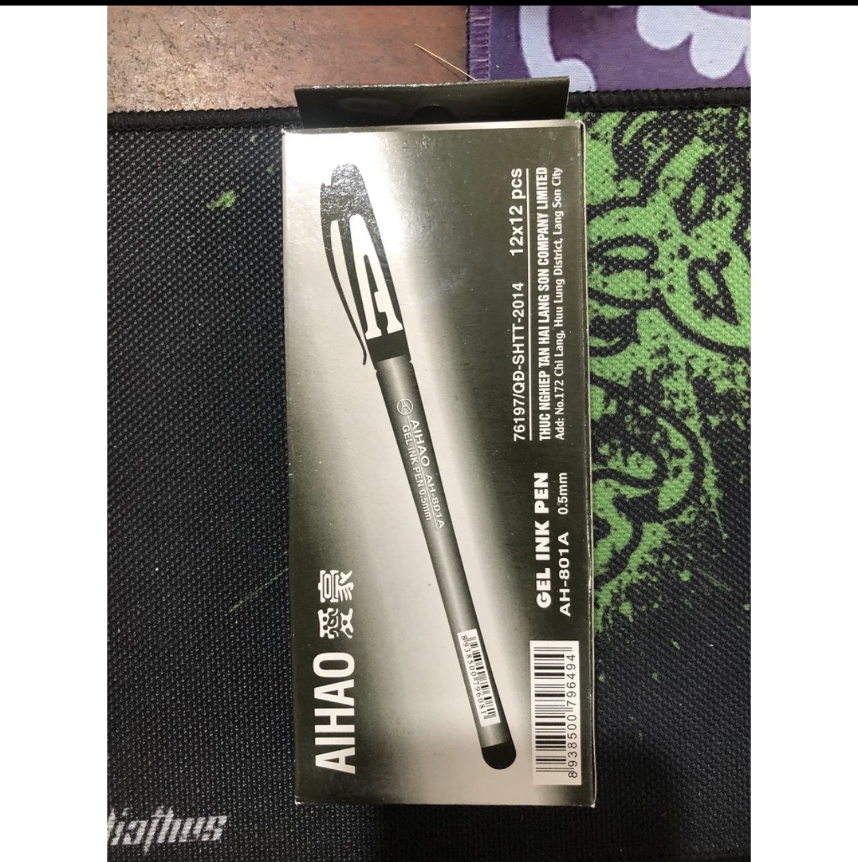 Hộp 12 bút bi nước aihao chữ a đẹp