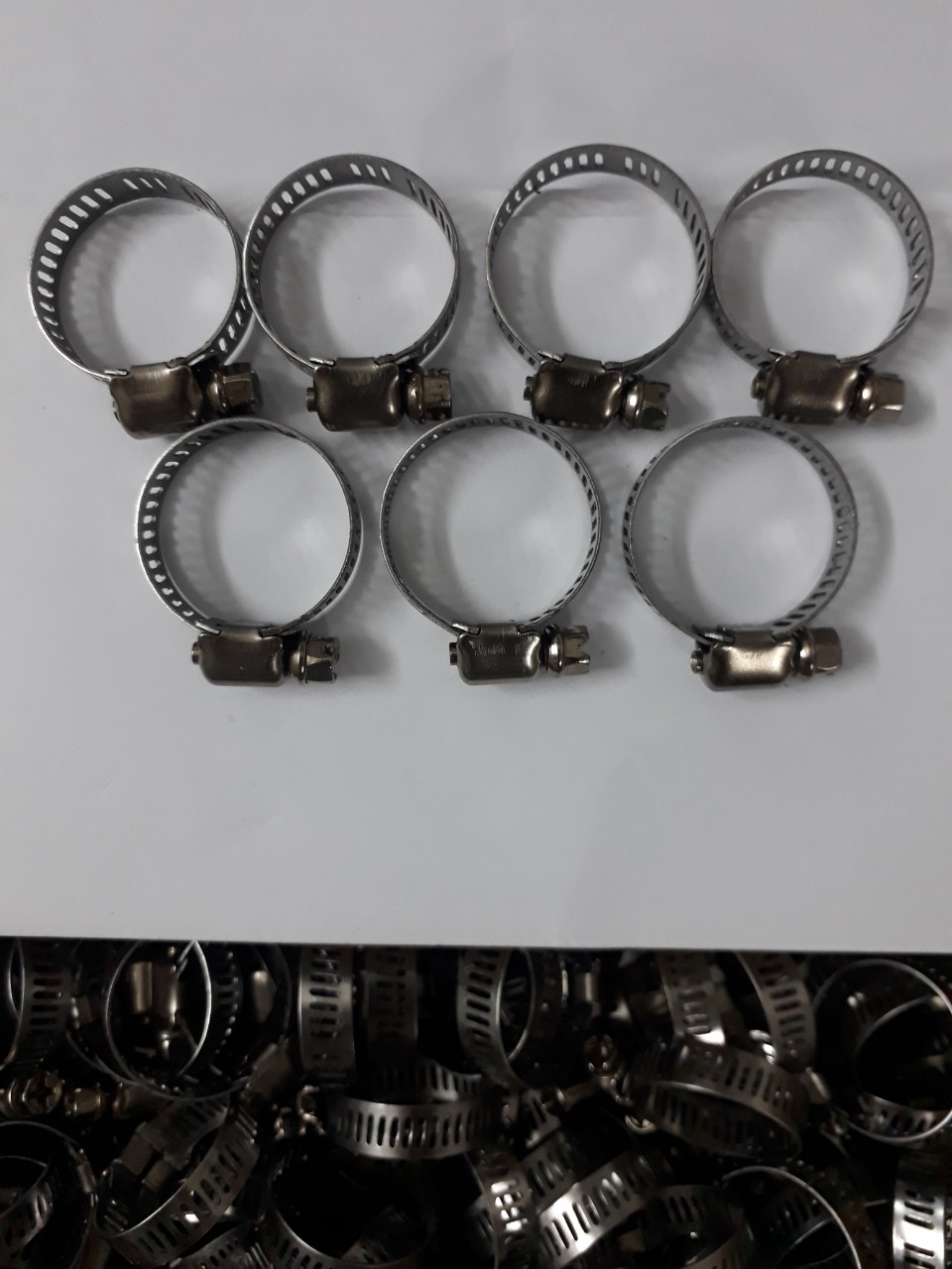 Combo 2 Bọc Chân Chống Xe Máy Gồm Đai Inox