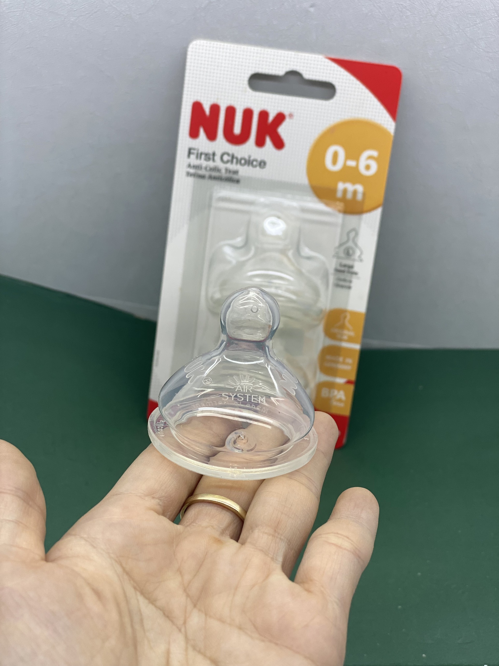 Núm ti thay thế cho bình sữa NUK - Đức