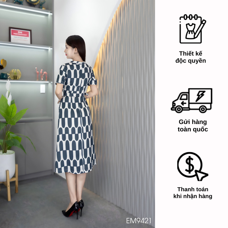 Đầm EMY EM9421 A Ô Lập Thể Xanh Đen
